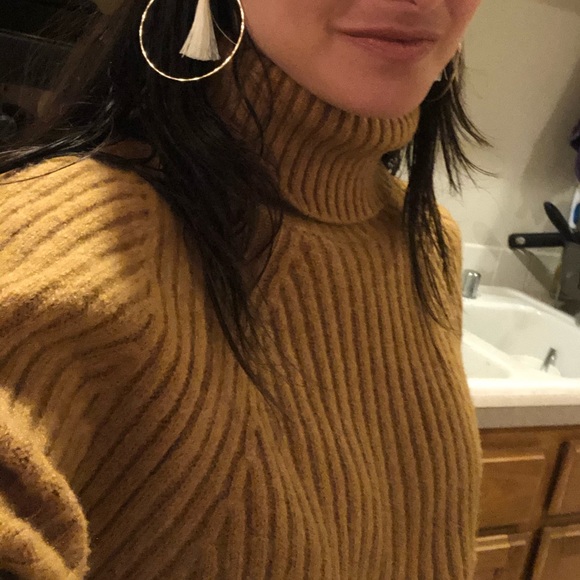 Turtleneck roll neck tucked sleeve sweater sz S - Picture 5 of 8